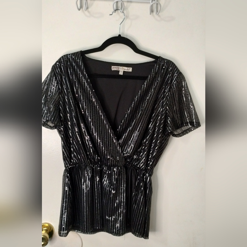 Gypsies and Moondust Black Sequined Top‎ Size Medium Holiday New Year's - Picture 2 of 9